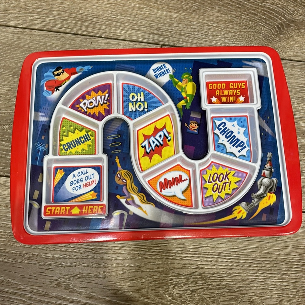 Fred Supper Hero plate (missing treat cover)